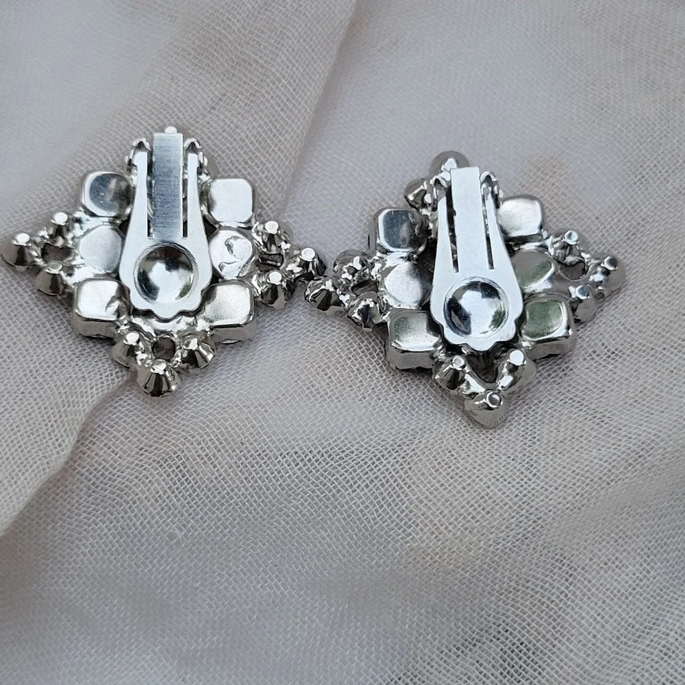 Vintage 1960s Sky Blue Rhinestone‎ Clip-On Earrings MCM Statement